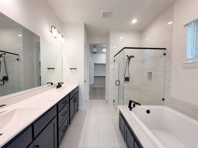 3357 Monarch Pass Drive, Arlington, TX 76005