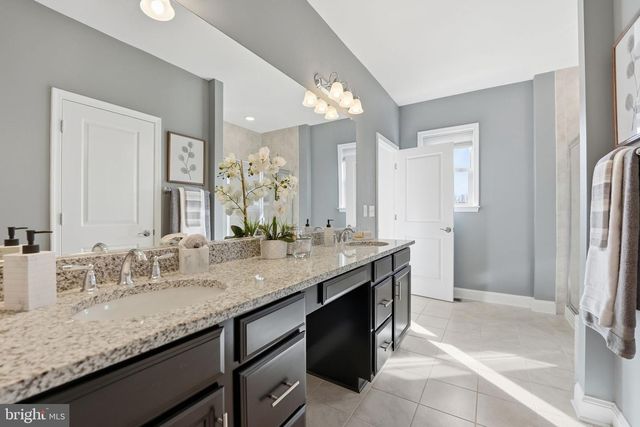 1707 COTTONWOOD GROVE RD, Dumfries, VA 22026