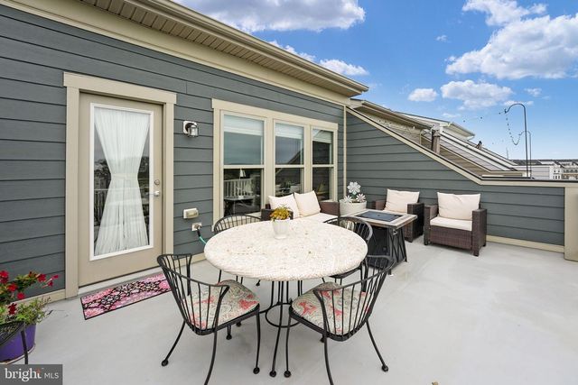 1707 COTTONWOOD GROVE RD, Dumfries, VA 22026