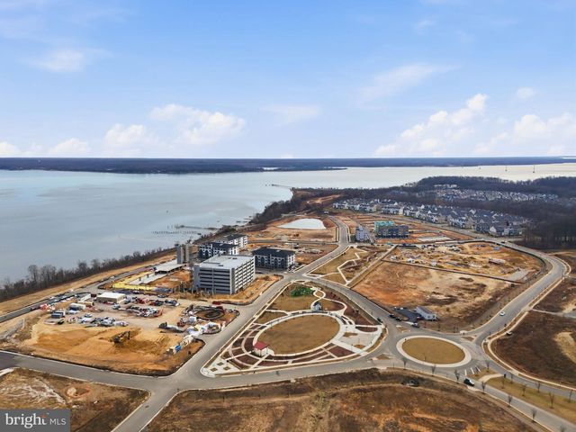 1707 COTTONWOOD GROVE RD, Dumfries, VA 22026