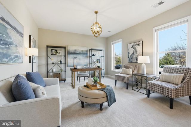 1707 COTTONWOOD GROVE RD, Dumfries, VA 22026