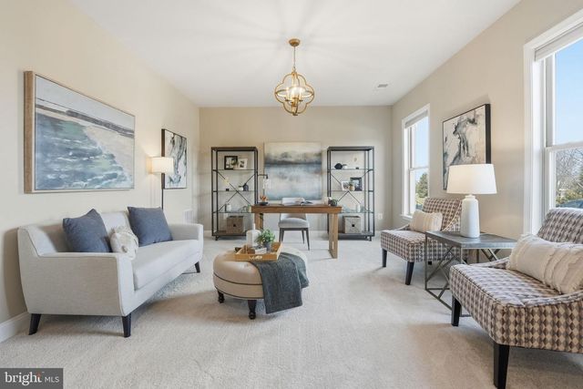 1707 COTTONWOOD GROVE RD, Dumfries, VA 22026