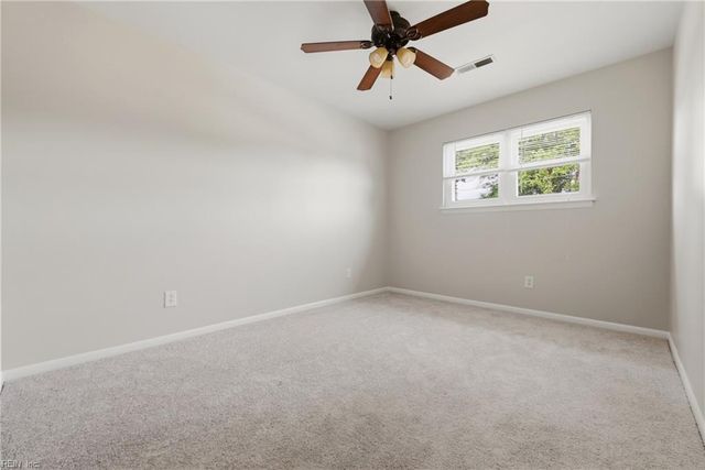 5112 Holly Farms DR, Virginia Beach, VA 23462