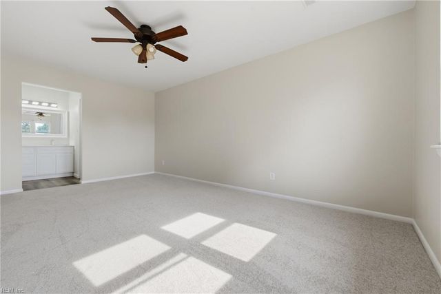 5112 Holly Farms DR, Virginia Beach, VA 23462
