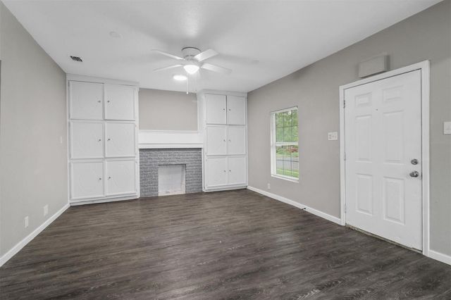 814 N Walnut Street, Sherman, TX 75090