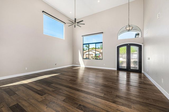 3821 E Devonshire Avenue, Phoenix, AZ 85018