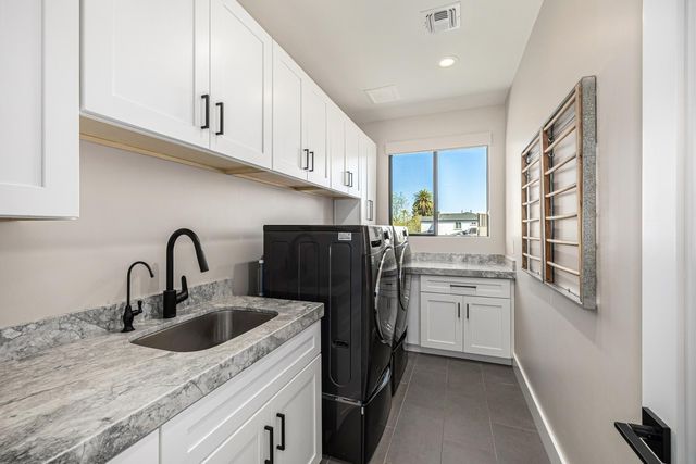 3821 E Devonshire Avenue, Phoenix, AZ 85018