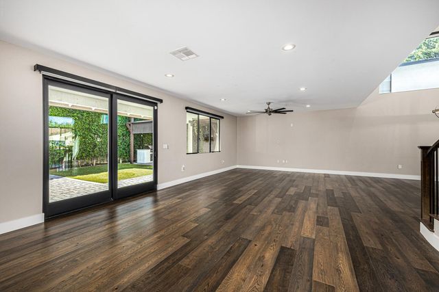 3821 E Devonshire Avenue, Phoenix, AZ 85018