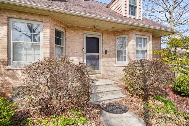 620 73rd STREET, Kenosha, WI 53143