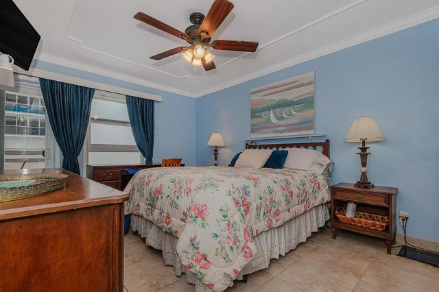 2076 S Ocean Drive 207, Hallandale Beach, FL 33009
