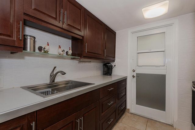 2076 S Ocean Drive 207, Hallandale Beach, FL 33009