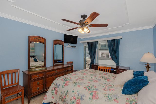 2076 S Ocean Drive 207, Hallandale Beach, FL 33009