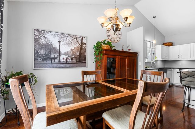 9417 Sandlewood Drive, Whitmore Lake, MI 48189