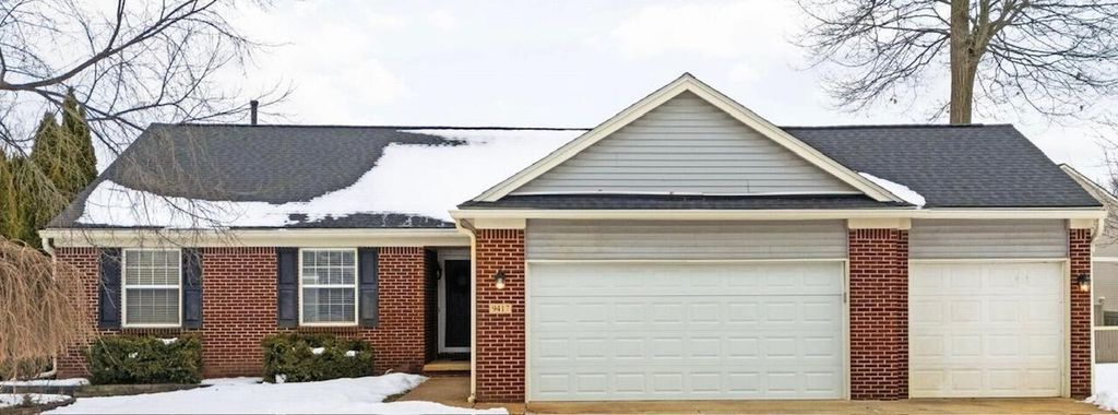 9417 Sandlewood Drive, Whitmore Lake, MI 48189