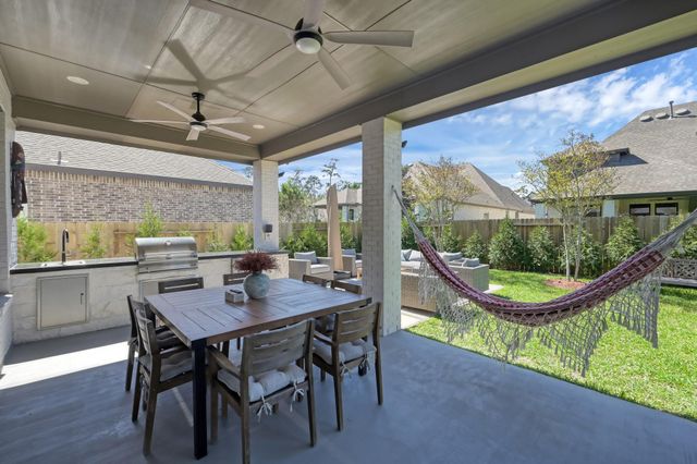 418 Boggy Belt Lane, Conroe, TX 77304