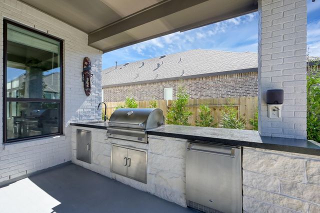 418 Boggy Belt Lane, Conroe, TX 77304