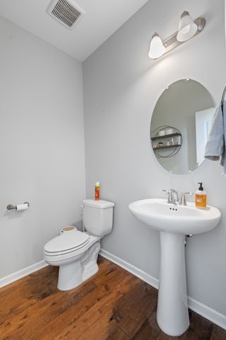 714 Monarchos Bnd, Burns, TN 37029