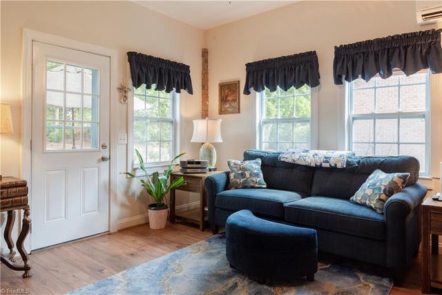 4713 Barrington Place Court, Jamestown, NC 27282