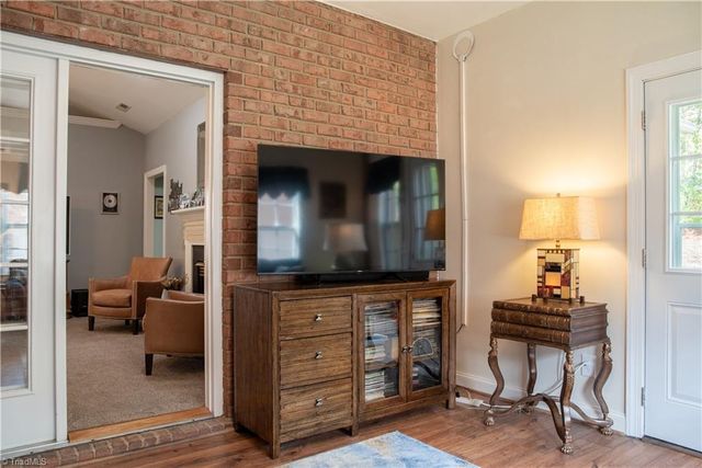 4713 Barrington Place Court, Jamestown, NC 27282