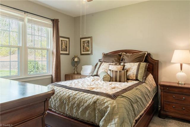 4713 Barrington Place Court, Jamestown, NC 27282