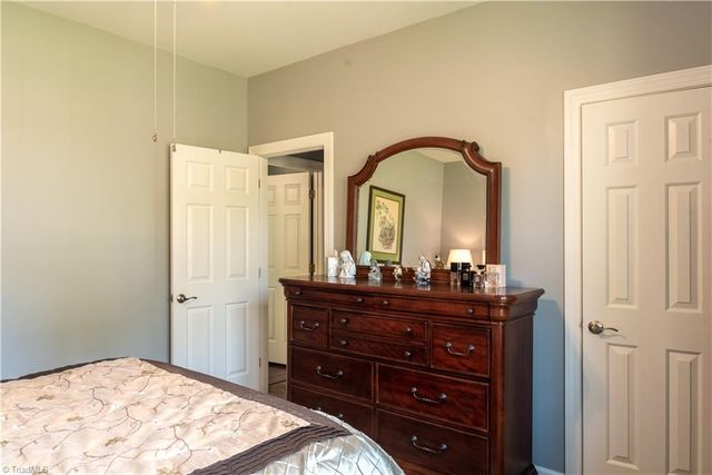 4713 Barrington Place Court, Jamestown, NC 27282