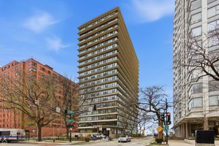 5801 N Sheridan Road 7B, Chicago, IL 60660