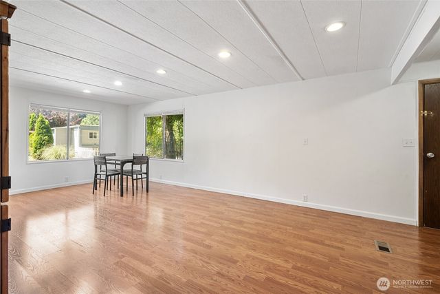 3060 NE McWilliams Road #2, Bremerton, WA 98311