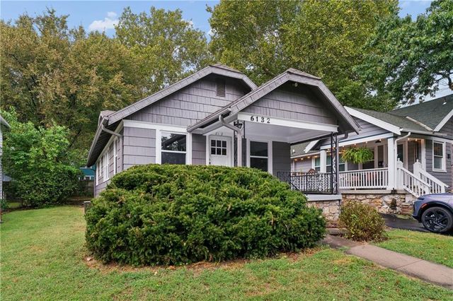 6132 Holmes Street, Kansas City, MO 64110