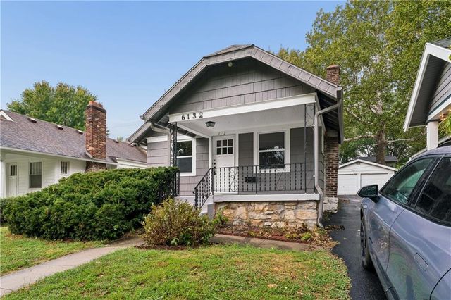 6132 Holmes Street, Kansas City, MO 64110
