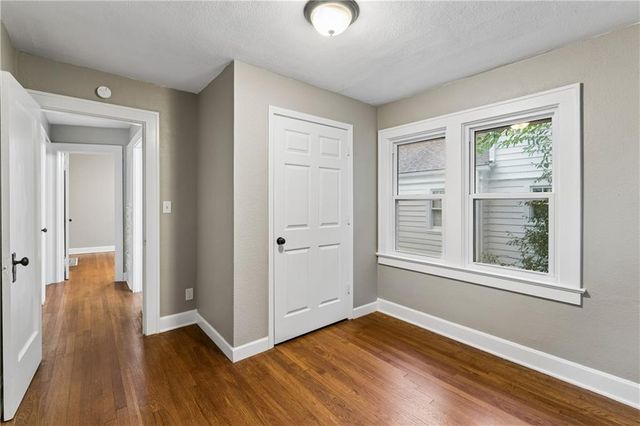 6132 Holmes Street, Kansas City, MO 64110
