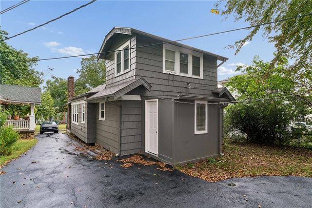 6132 Holmes Street, Kansas City, MO 64110