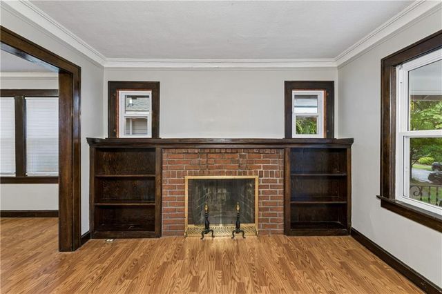 6132 Holmes Street, Kansas City, MO 64110