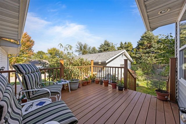 1010 North View Dr., Center Point, IA 52213