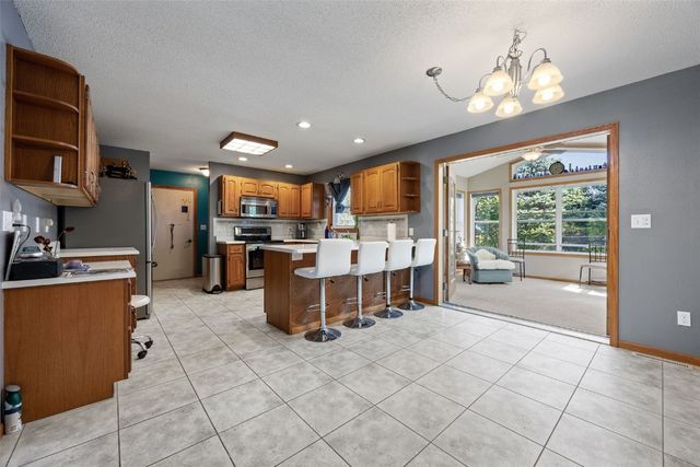 1010 North View Dr., Center Point, IA 52213