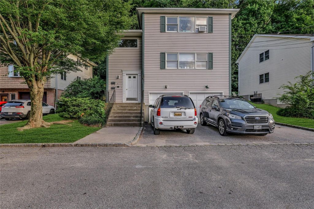 14 Long Branch Road, Glen Cove, NY 11542