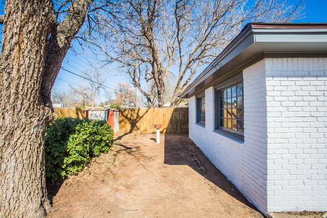 6114 Nashville Avenue, Lubbock, TX 79413