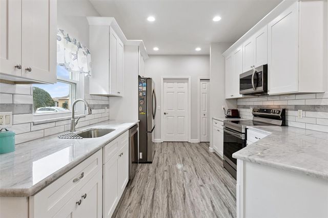 4648 TURNBERRY LANE, Lake Wales, FL 33859