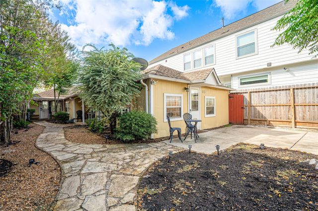 860 E 25th Street, Houston, TX 77009