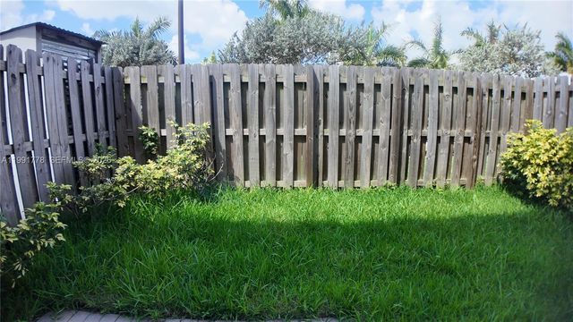 20714 NE 5th Ct, Miami, FL 33179