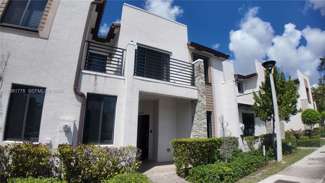 20714 NE 5th Ct, Miami, FL 33179