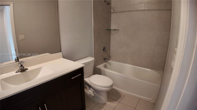 20714 NE 5th Ct, Miami, FL 33179