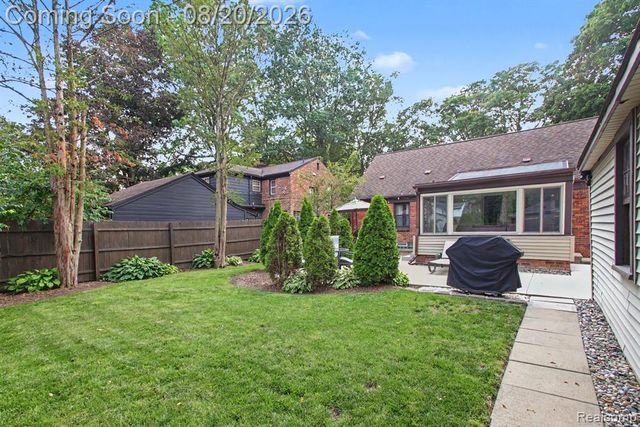 4098 Wakefield, Berkley, MI 48072