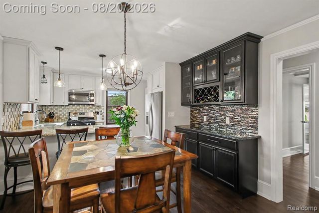 4098 Wakefield, Berkley, MI 48072