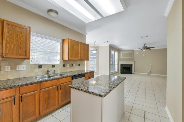 114 Skycrest Drive, Sugar Land, TX 77479