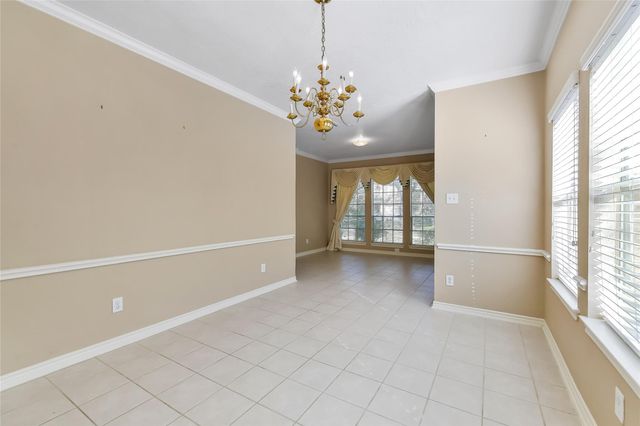 114 Skycrest Drive, Sugar Land, TX 77479