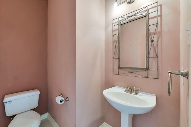 114 Skycrest Drive, Sugar Land, TX 77479