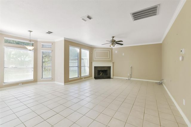 114 Skycrest Drive, Sugar Land, TX 77479