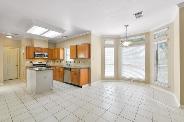 114 Skycrest Drive, Sugar Land, TX 77479