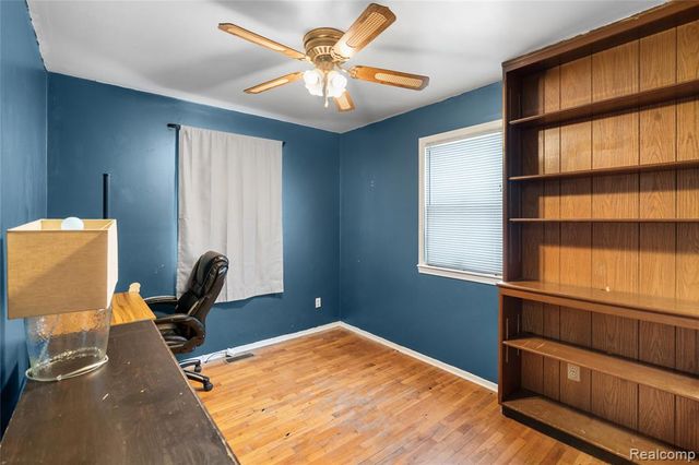 1397 Roat Court, Burton, MI 48509