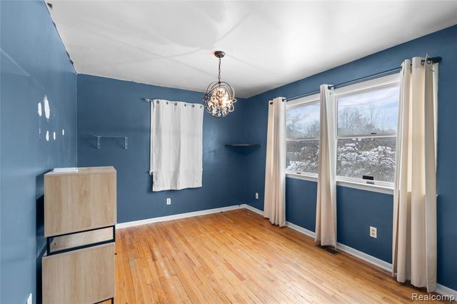 1397 Roat Court, Burton, MI 48509